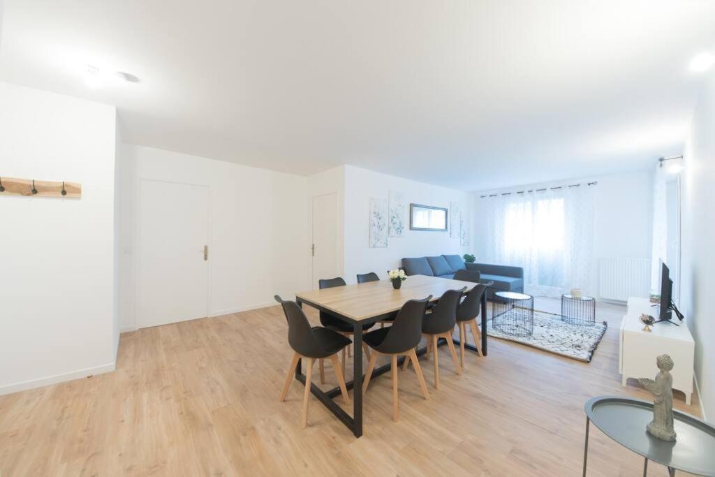 Suite Moderne Familiale 8 Pers - Disney 10M - 2 Sdb Bussy-Saint-Georges Bagian luar foto